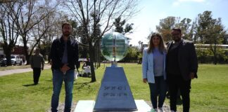 Iglesias Evangélicas inauguraron monumento a la biblia con acompañamiento del intendente Ustarroz