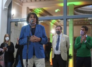 Noche soñada, con Alejandro Dolina inauguraron las obras del Teatro
