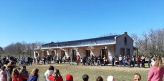 Escuela Sol de Invierno realiza charla sobre su propuesta educativa