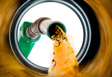Postergan suba del impuesto sobre los combustibles para evitar el impacto en precios