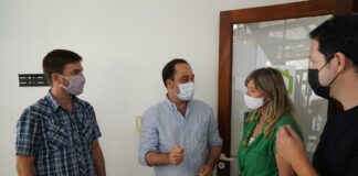 Ministra e Intendente visitaron el Centro de Información de Vivienda Sustentable