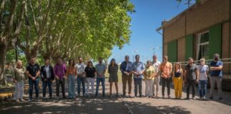 La ministra de Ambiente Daniela Vilar junto a Ustarroz, encabezaron un encuentro con intendentes en Mercedes