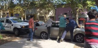Persecución y detención con colaboración de vecinos
