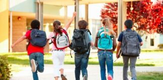 RECOMENDACIONES Y SUGERENCIAS DEL COLEGIO DE KINESIÓLOGOS PARA EVITAR TRASTORNOS POR EL MAL USO DE LAS MOCHILAS ESCOLARES