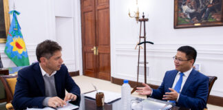 Kicillof recibió a autoridades de Huawei Argentina