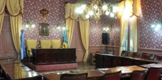 Juntos usó su mayoría y logró la Ficha Limpia