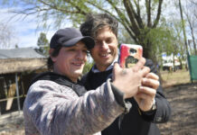 Kicillof recorrió los avances de obras de infraestructura en Leandro N. Alem