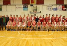 Ustarroz en la presentación de equipo de básquet de Club Quilmes