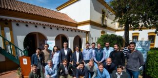 Programa Municipios de Pie, Ustarroz firmó convenio con Kicillof y De Pedro