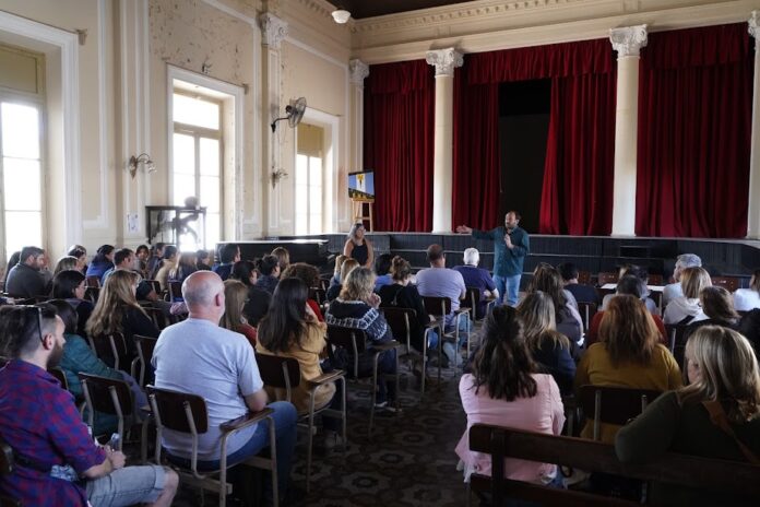 reunióncooperadorasescolares (1)