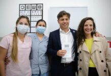 Kicillof recibió la quinta dosis de la vacuna contra el Covid-19