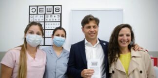 Kicillof recibió la quinta dosis de la vacuna contra el Covid-19