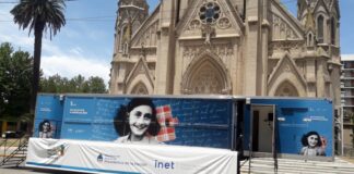 El museo móvil Ana Frank continúa en Mercedes