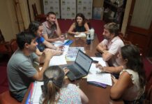 Reunión de trabajo y gestión para ampliar servicios básicos a más de 900 familias
