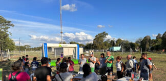 Ustarroz se reunió con vecinos de “El álamo” en Gowland