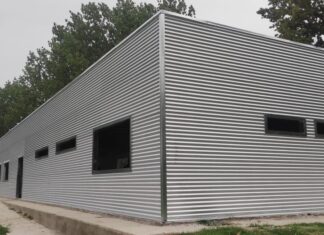 Avanza la obra del SUM en el predio deportivo del Parque Municipal