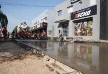 Avanza la pavimentación y jerarquización de la Av. 1 entre 2 y 102