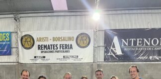 Matías Paredes, ex jugador de la selección argentina de hockey, visitó Mercedes de la mano del equipo de Juntos