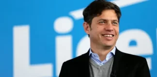 Kicillof entregó viviendas y firmó convenios para obras por $1.500 millones