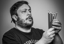 Fábrica de Ideas y recital de Hernán Casciari en la ex Dupont