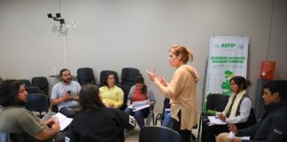 Continúa el taller “Aprendiendo a Emprender”