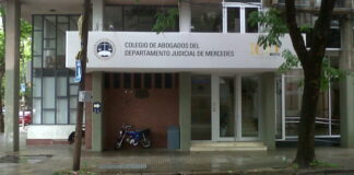 CONFERENCIA EN EL COLEGIO DE ABOGADOS