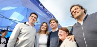 Kicillof entregó computadoras a estudiantes secundarios de Tres de Febrero
