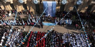 Mercedes celebró el Día de la Bandera con un acto cívico y la participación de cientos de estudiantes