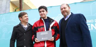 Kicillof entregó 278 computadoras personales a estudiantes de San Miguel