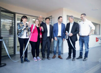 Kicillof inauguró un Centro de Atención Primaria de la Salud en Chacabuco