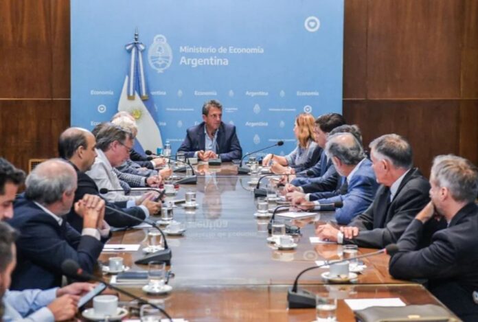 AUDITORIA MASSA