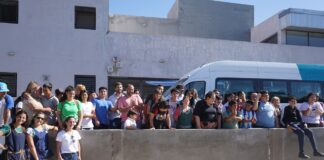 Provincia entregó camioneta 0km al Centro de Formación Integral N°1