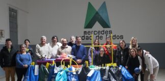 Entregan materiales de educación y deporte a escuelas rurales