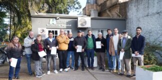 Ustarroz encabezó encuentro de entrega de licencias para taxis y remises