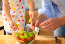 ¿Cómo mantener activos los hábitos alimentarios saludables en niñas, niños y adolescentes?