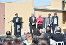 Kicillof entregó viviendas y suscribió un convenio para la integración urbana de cuatro barrios populares