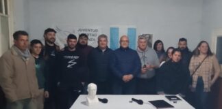 Entrega de actas y afiliaciones de La Libertad Avanza Mercedes