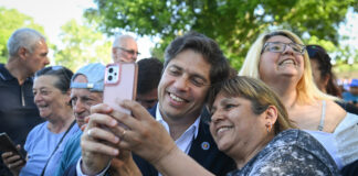 Kicillof encabezó un encuentro provincial de salud popular y comunitaria