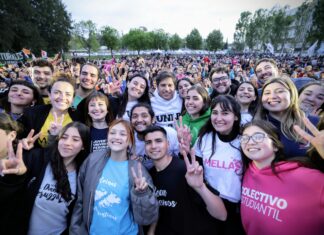 Kicillof: “Defender a las universidades es defender el futuro de la Argentina”
