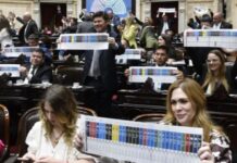 Se promulgó la ley de boleta única de papel y reina la incertidumbre en la Provincia