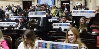 Se promulgó la ley de boleta única de papel y reina la incertidumbre en la Provincia