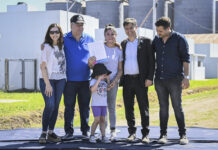 Kicillof entregó viviendas e inauguró la reconstrucción de un tramo de la ruta provincial N°32