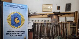 LA POLICÍA FEDERAL ARGENTINA INCAUTÓ GRAN CANTIDAD DE ARMAS Y OBJETOS DE SIMBOLOGÍA NAZI