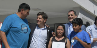 Kicillof entregó viviendas e inauguró un nuevo Centro de Atención Primaria de la Salud