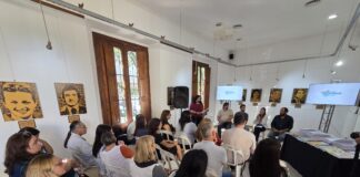 Entregaron manuales a escuelas públicas