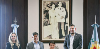 Kicillof y Cuattromo firmaron convenios con municipios para la compra de bienes de capital