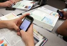 Celulares en las aulas: cómo regulan su uso los colegios privados en medio del debate legislativo
