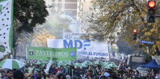 Kicillof se reunió con referentes de las centrales sindicales