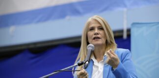 Kicillof y Magario entregaron más de 1.400 escrituras gratuitas