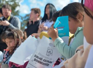 Mercedes dentro del programa para garantizar controles médicos a niños de primaria